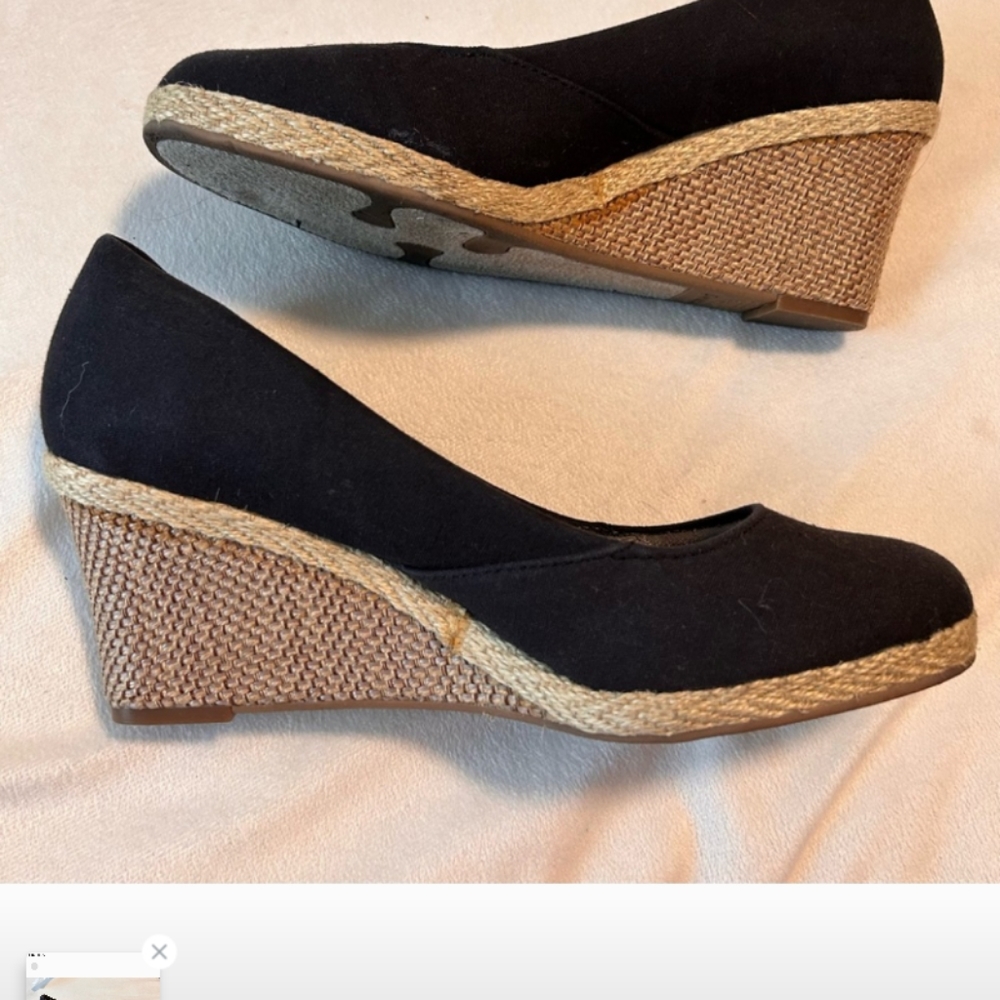 Life's Stride Black Rounded Tip 3" Wedge Heels With Black And Beige